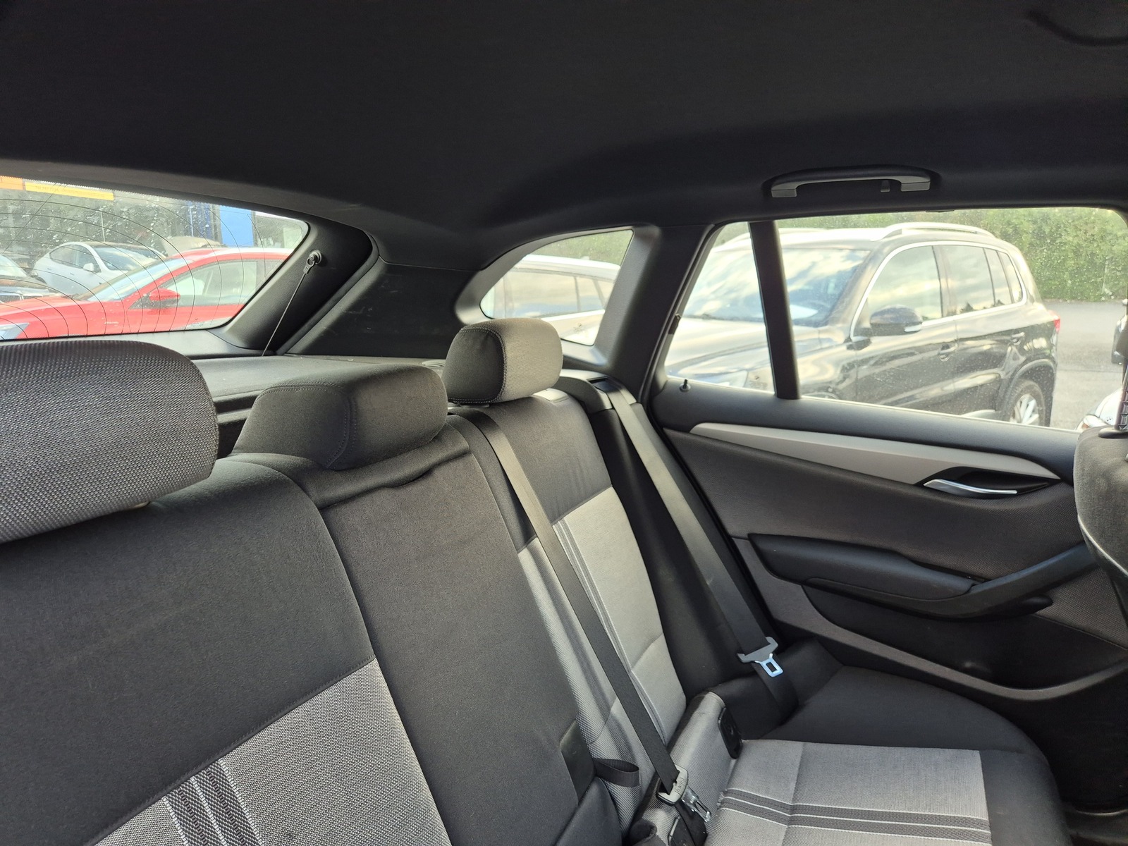 BMW X1 2010, kuva 6/10