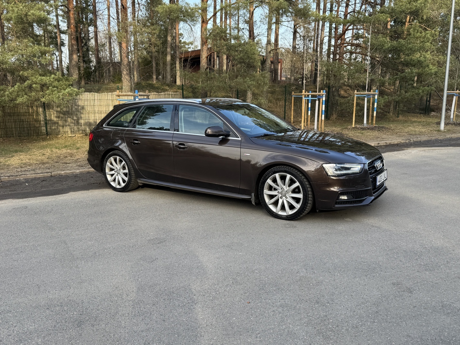 Audi A4 2015, photo 4/18