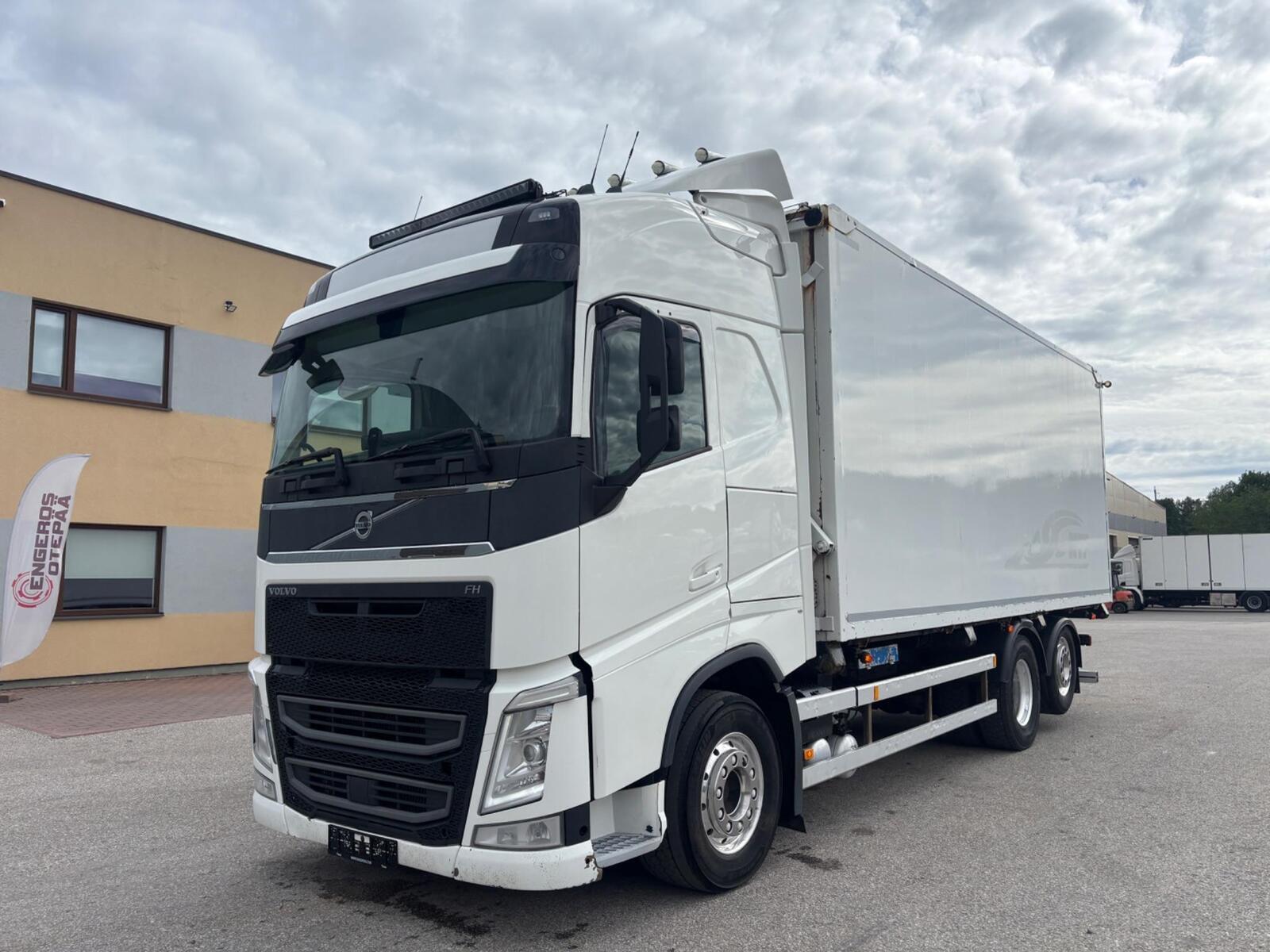 Volvo FH500 2020, photo 4/59