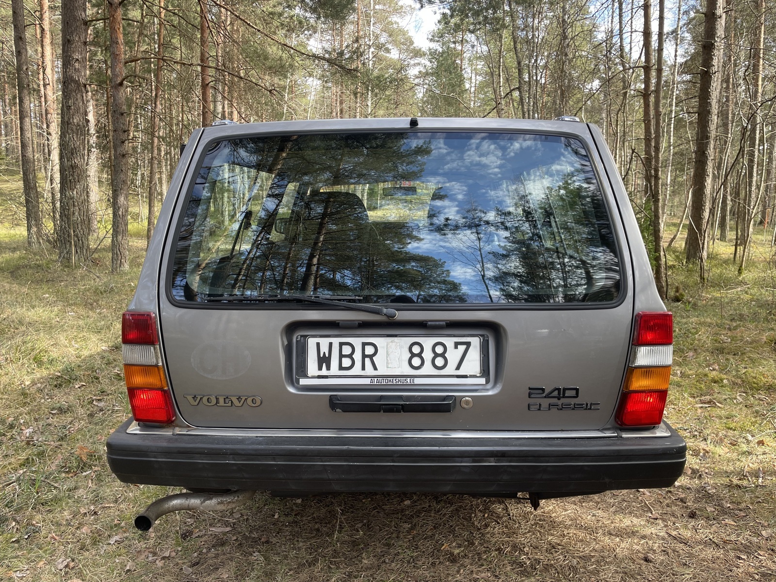 Volvo 240 1993, photo 4/48