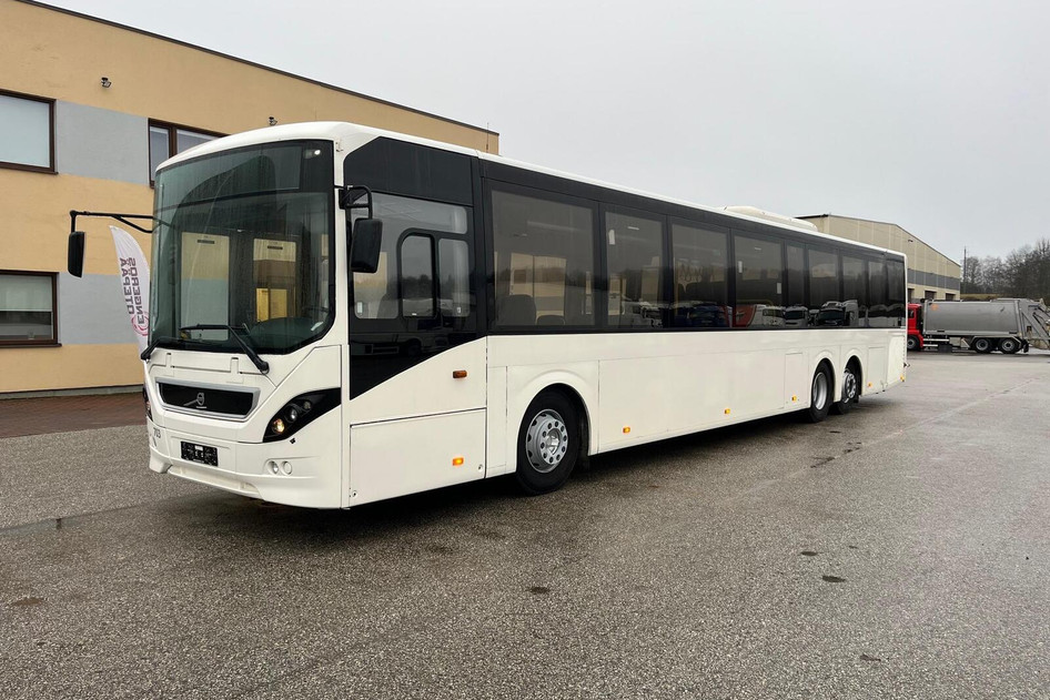 Volvo 8900 B9R, 2012, 286 kW, diesel, automatic