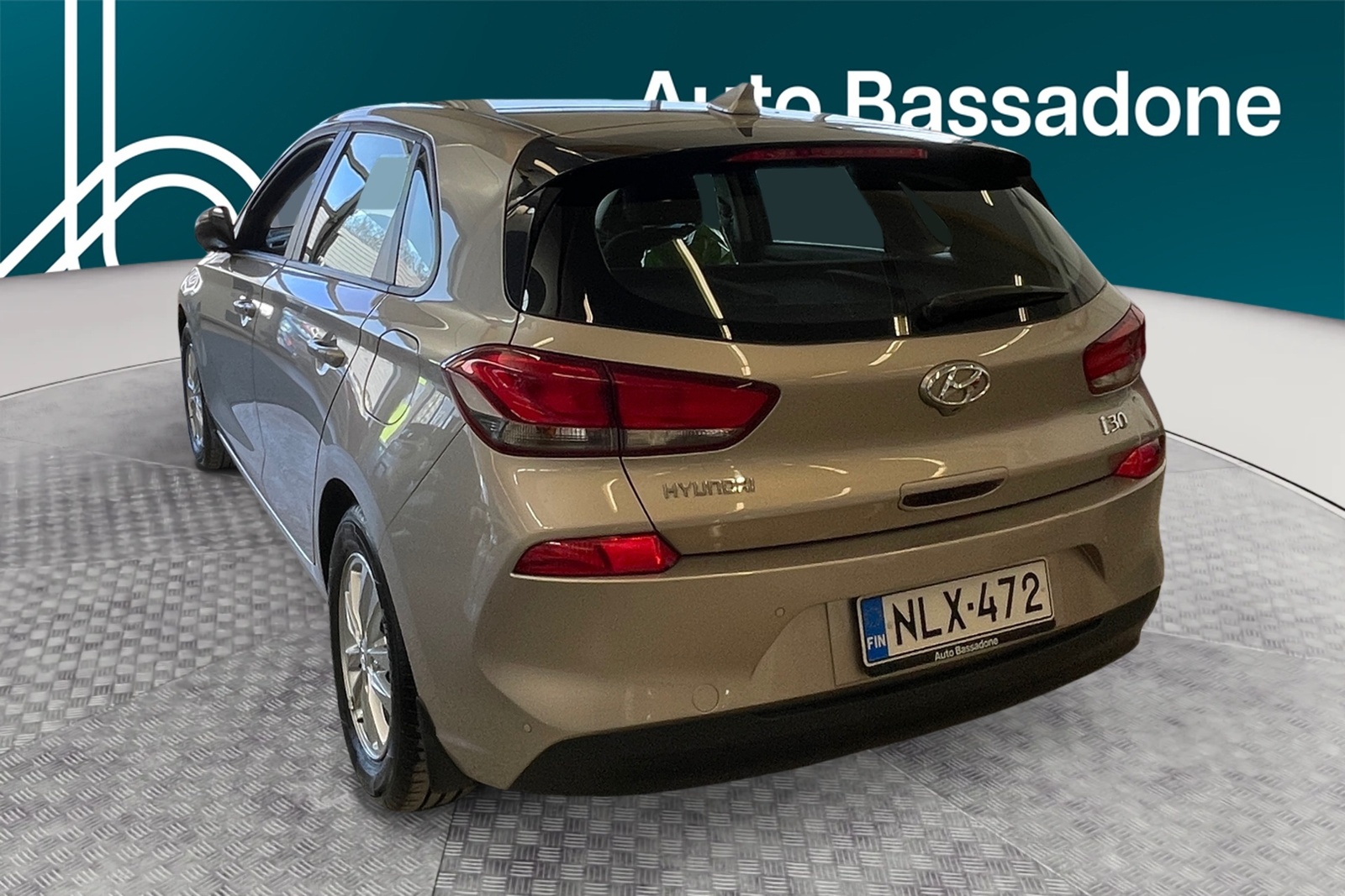 Hyundai i30 2020, photo 3/19