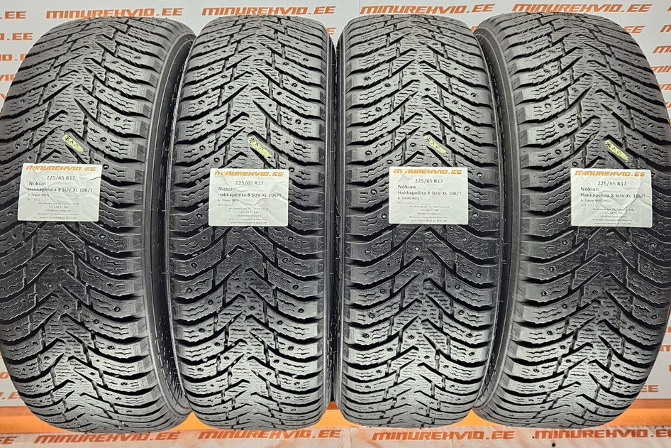 Подержанный шипованная шина 225/65R17 Nokian Hakkapeliita 8 SUV XL 106/T 1522