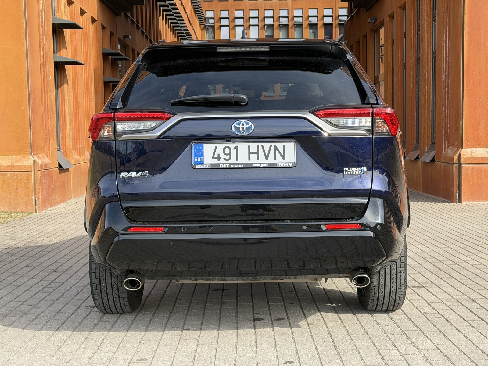 Toyota RAV4 2022, photo 7/10