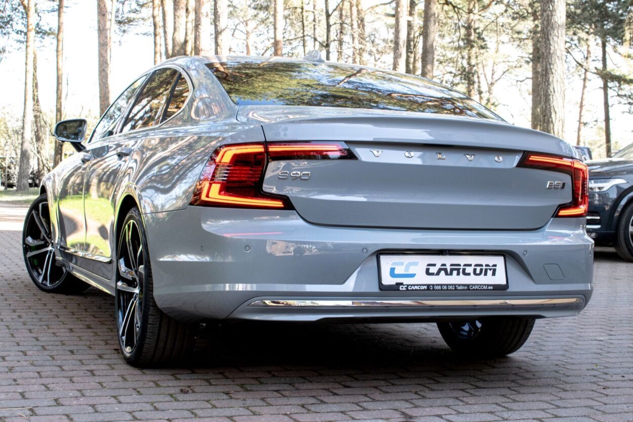 Volvo S90 2024, kuva 7/19