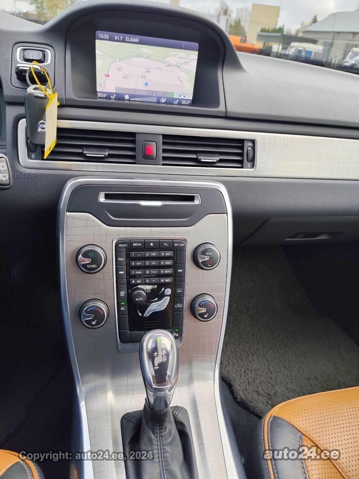 Volvo XC70 2013, photo 6/9