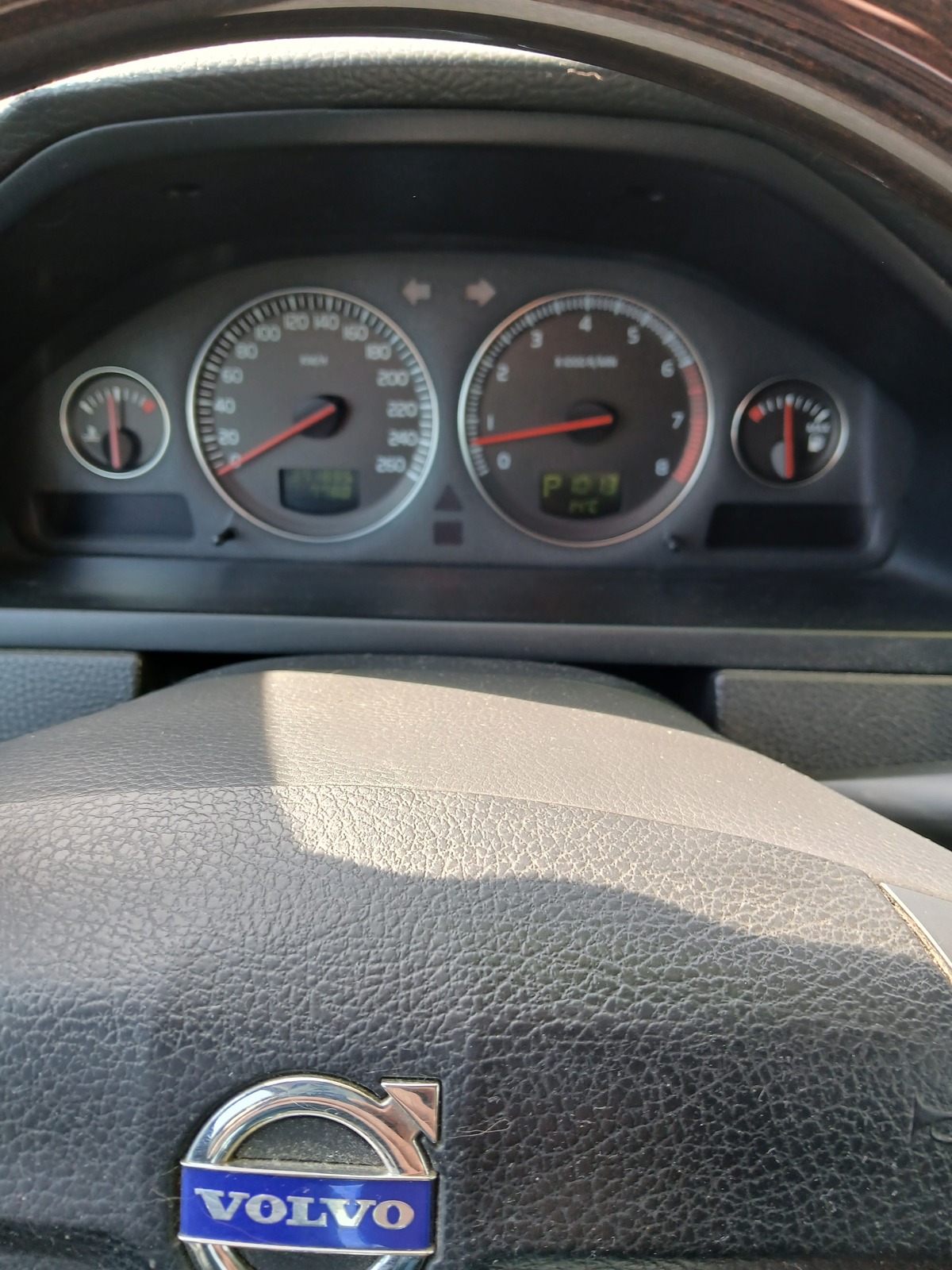 Volvo XC90 2003, photo 4/9