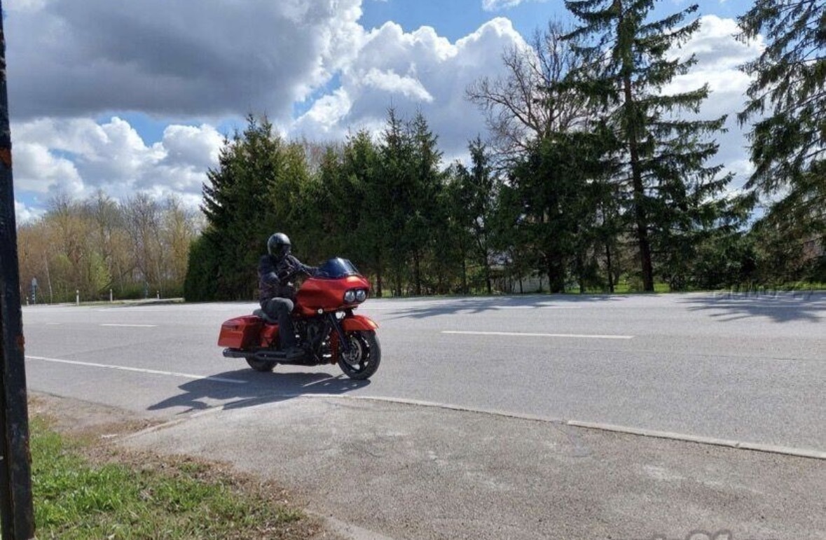 Harley-Davidson Road Glide 2013, kuva 2/9
