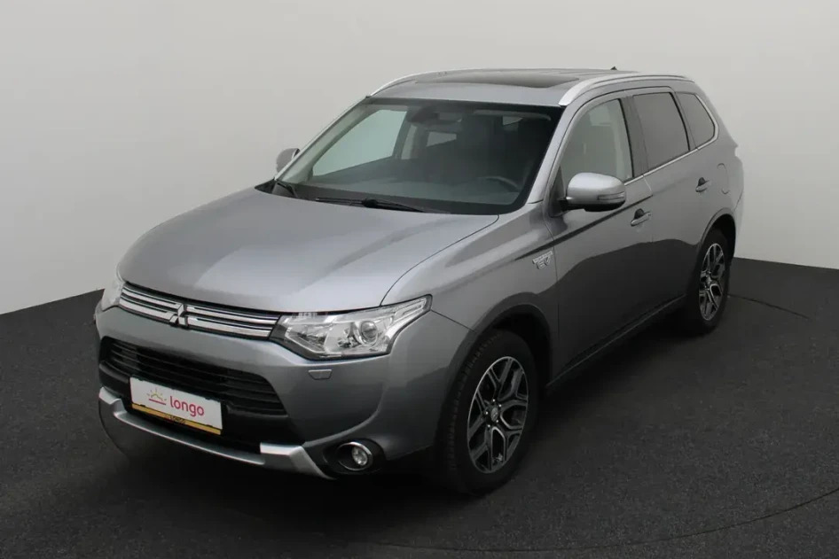 Mitsubishi Outlander, 2015, 2.0, 149 kW, подключаемый гибрид (бензин/электричество), автомат, полный привод