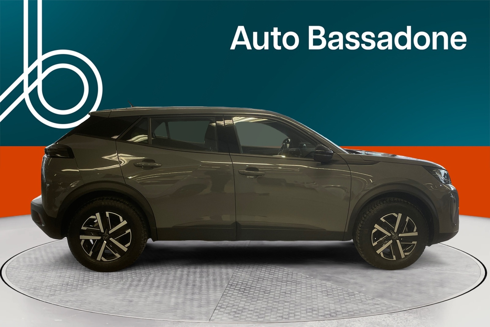 Peugeot 2008 2024, photo 6/19