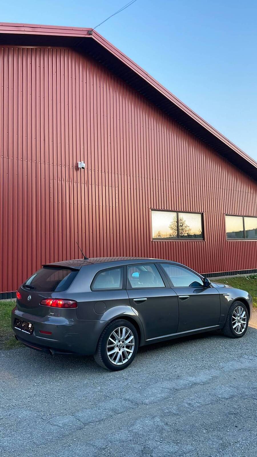 Alfa Romeo Alfa 159 2007, kuva 3/28