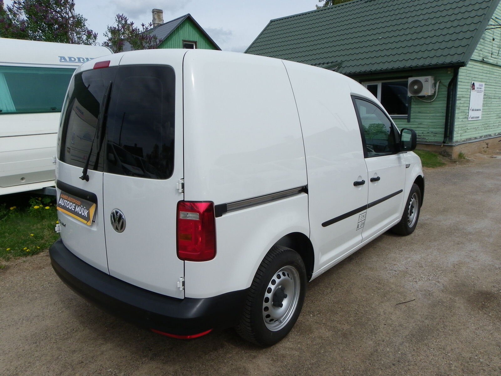 Volkswagen Caddy 2016, kuva 5/17