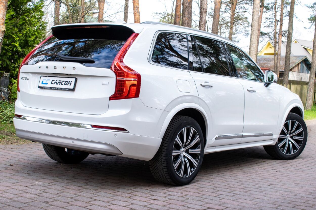 Volvo XC90 2022, photo 2/16