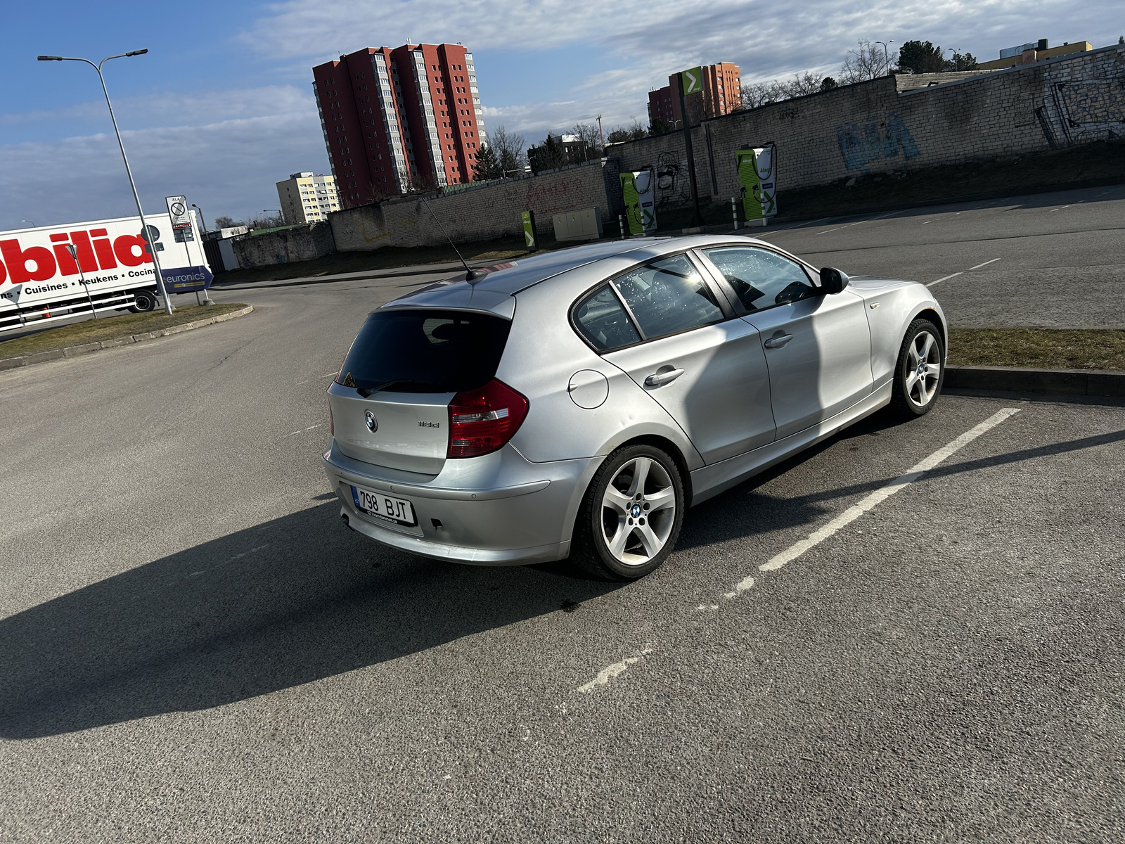 BMW 118 2010, kuva 3/12