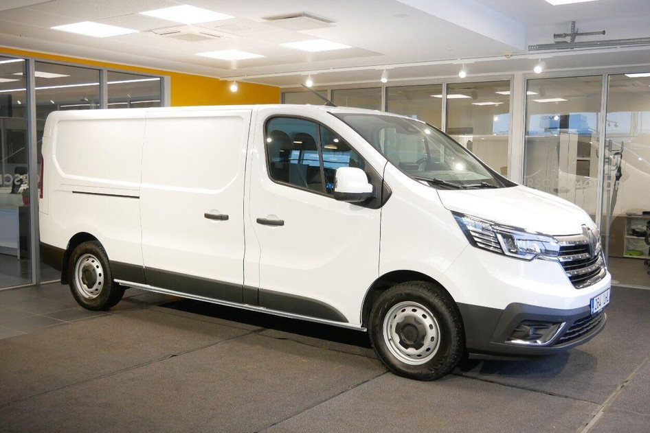 Renault Trafic, 2024, 2.0, 110 kW, diesel, automatic, front-wheel drive