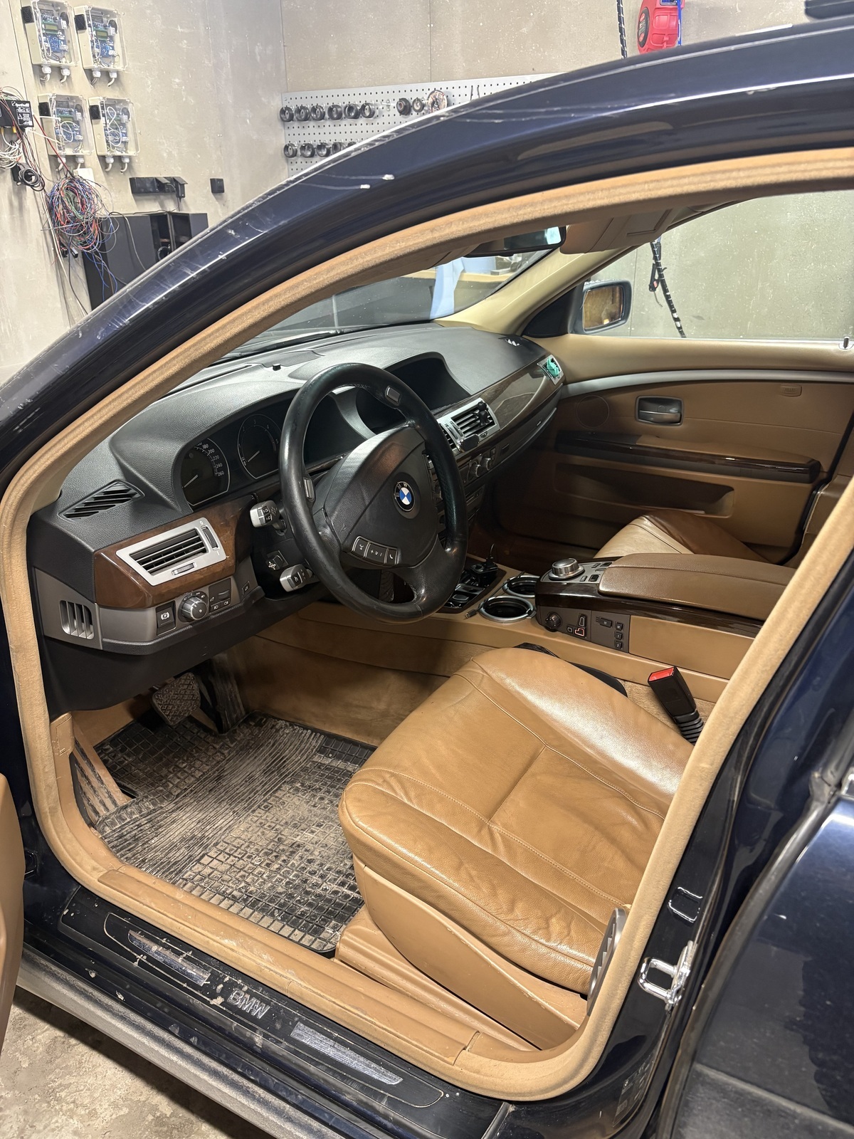 BMW 730 2006, photo 5/9