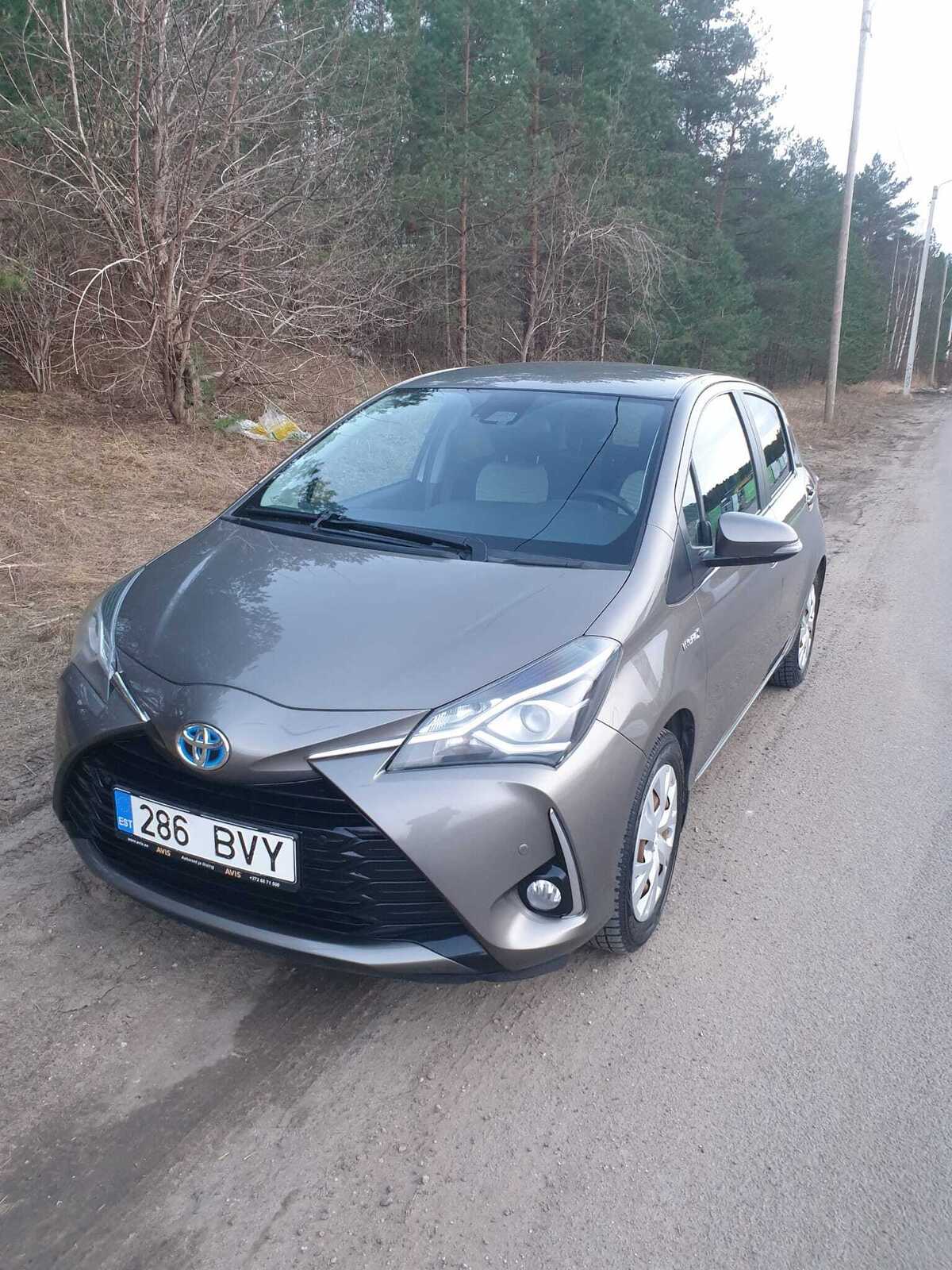 Toyota Yaris 2017, photo 3/15