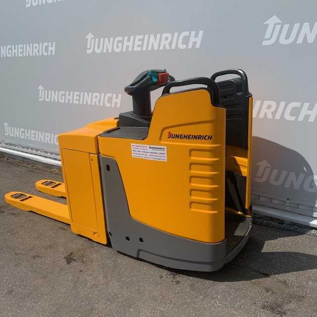 Jungheinrich ERE 225, photo 2/6