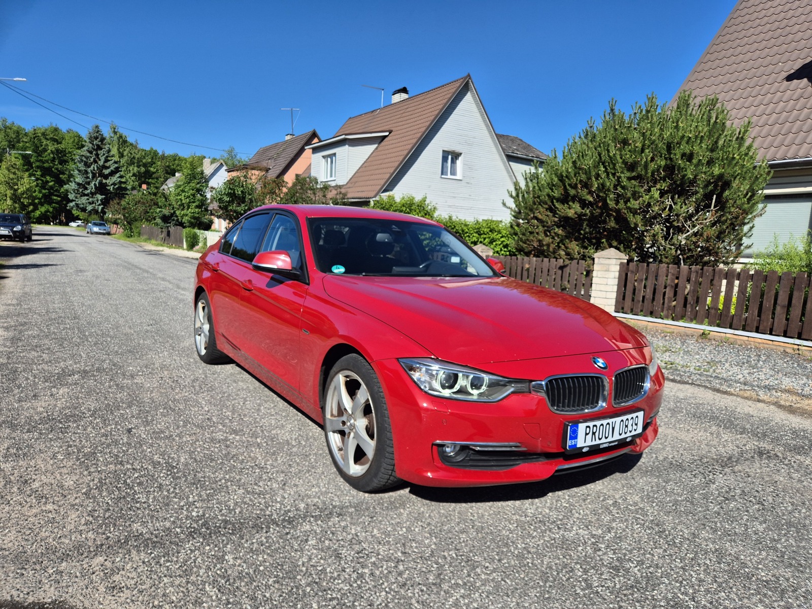 BMW 320 2018, photo 3/11
