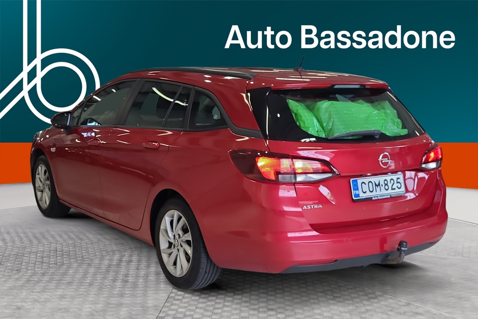 Opel Astra 2020, photo 3/32
