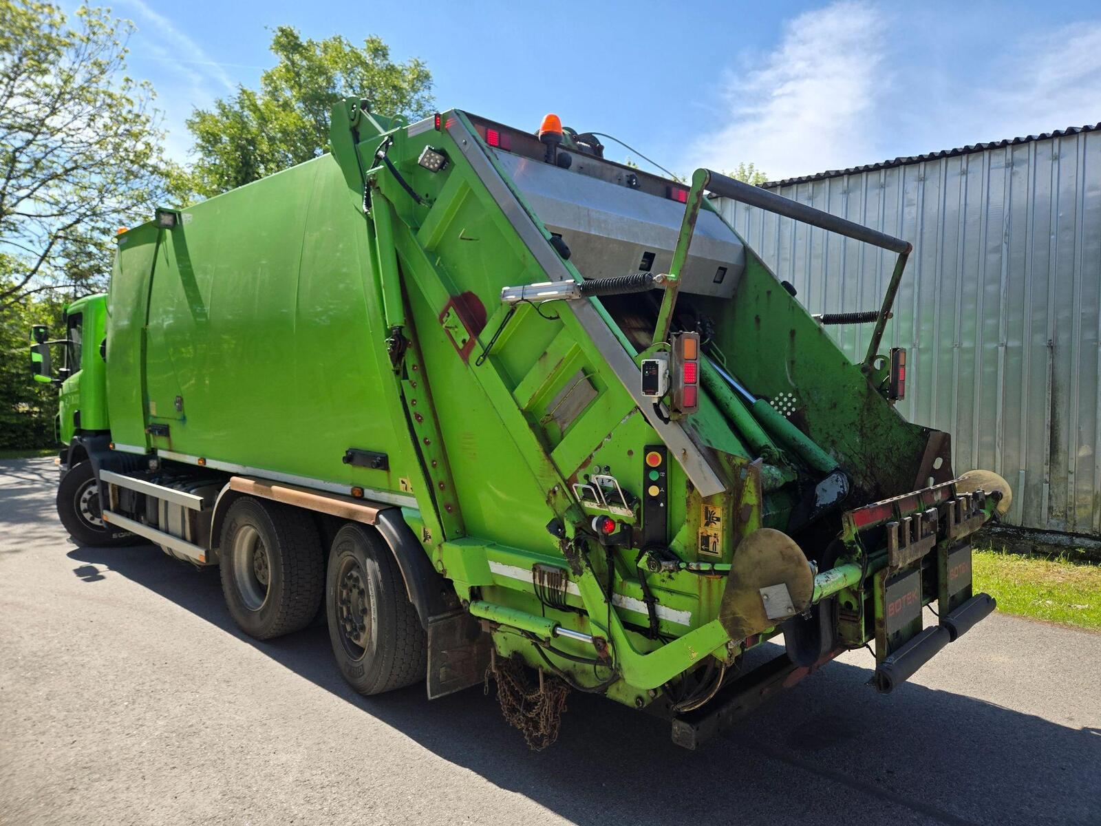 Scania P320 6X2 NTM 15.5m³+4.5m³ + VINCH 2017, kuva 2/16