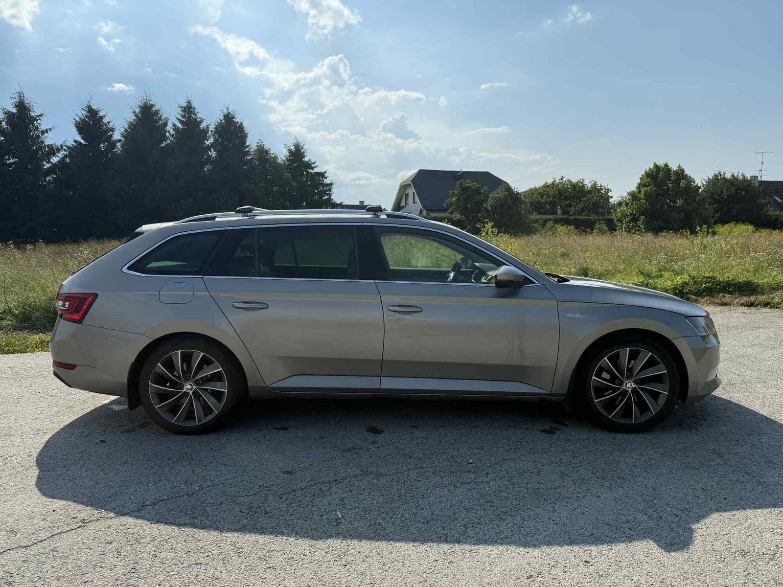 Škoda Superb 2018, kuva 3/6