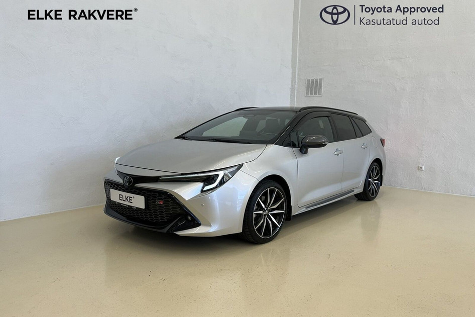 Toyota Corolla, 2024, 2.0, 112 kW, гибрид (бензин/электричество), автомат, передний привод