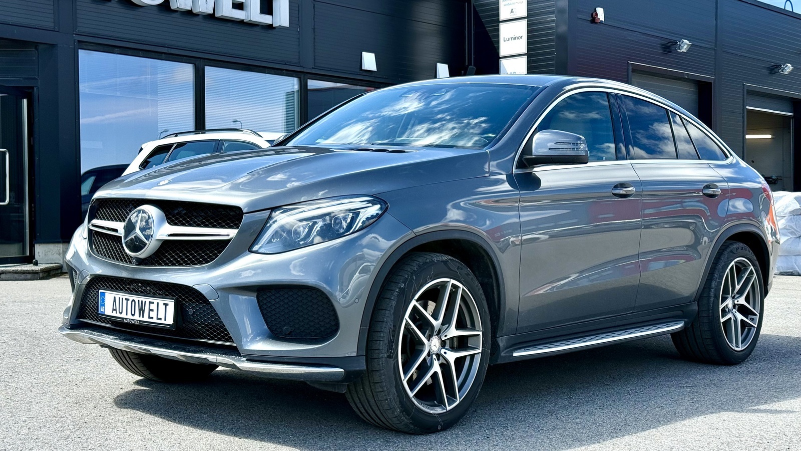 Mercedes-Benz GLE 400 2016, kuva 2/10
