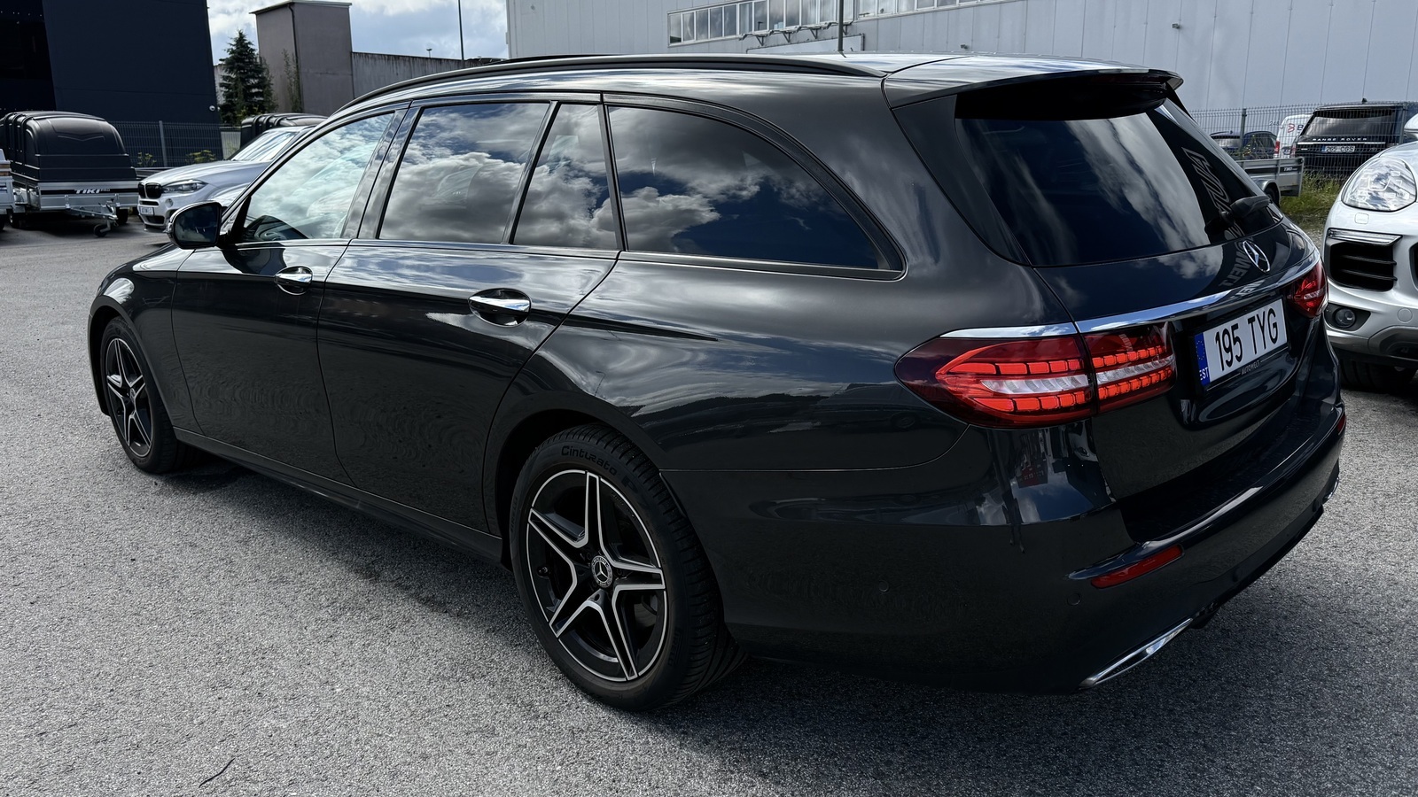 Mercedes-Benz E 300 2022, kuva 5/37