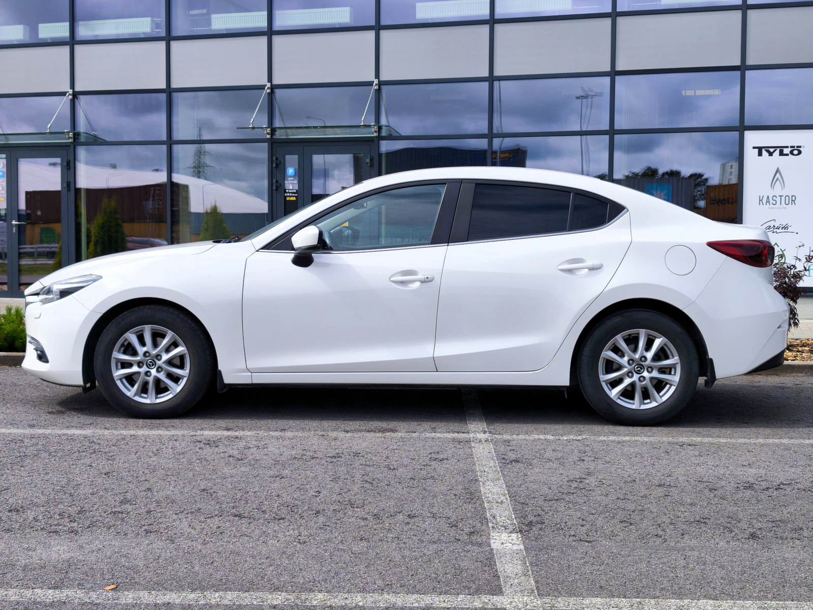 Mazda 3 2019, photo 5/19