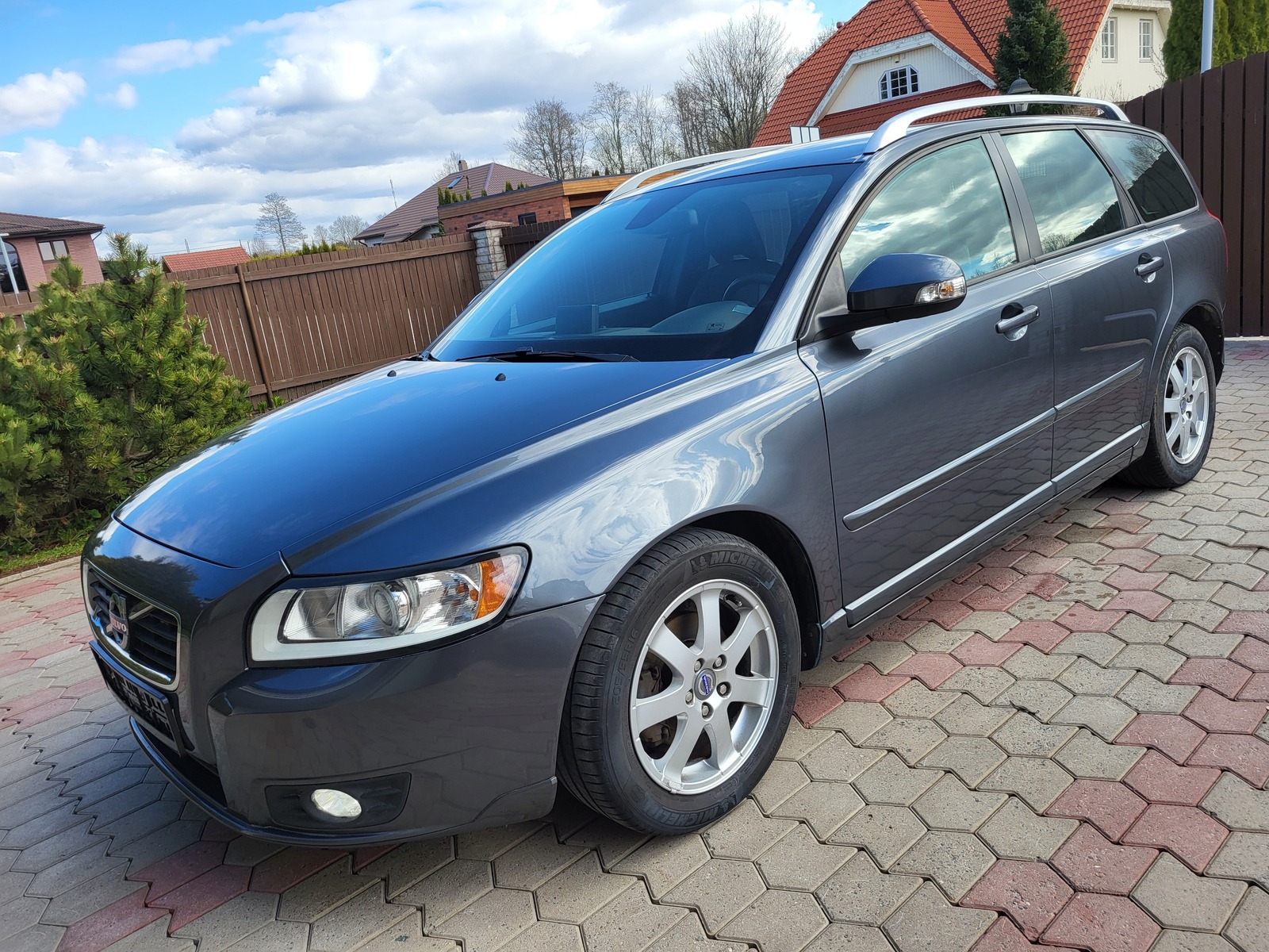 Volvo V50 2012, photo 2/10