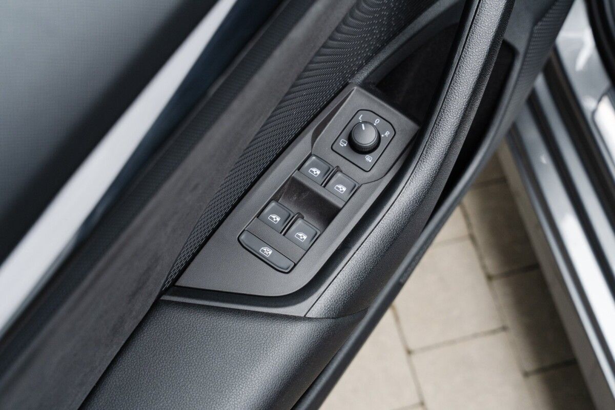 Škoda Octavia 2022, photo 7/28