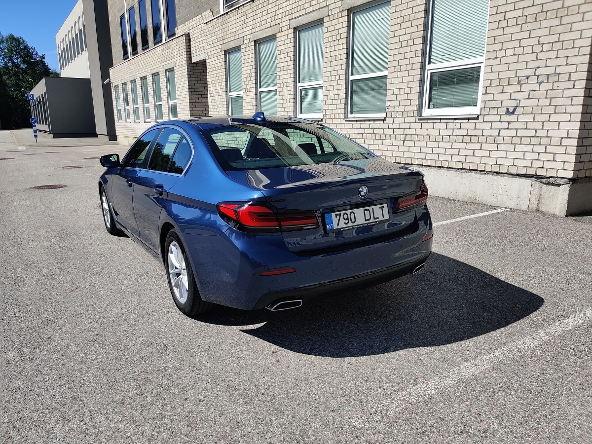 BMW 520 2021, photo 5/8