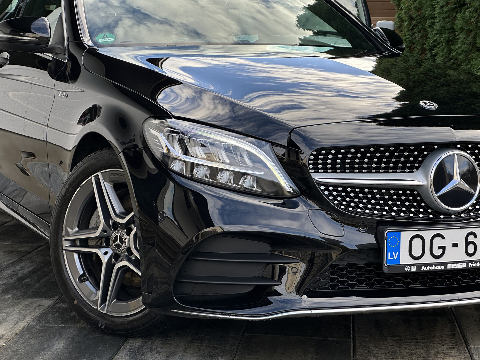 Mercedes-Benz C 180 2018, kuva 2/10