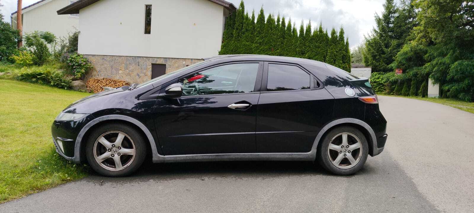 Honda Civic 2008, photo 2/6