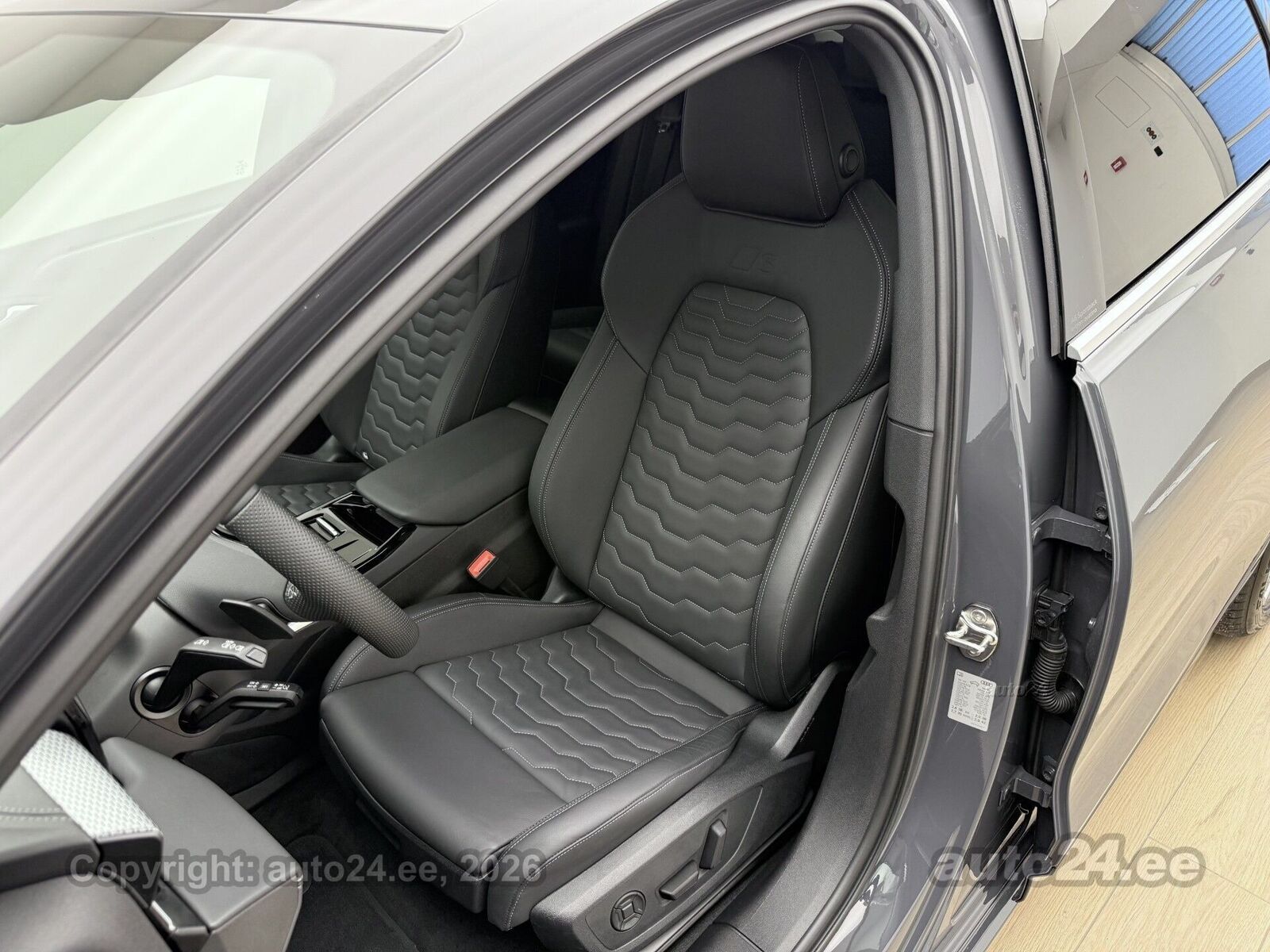 Audi A6 e-tron 2025, photo 7/13