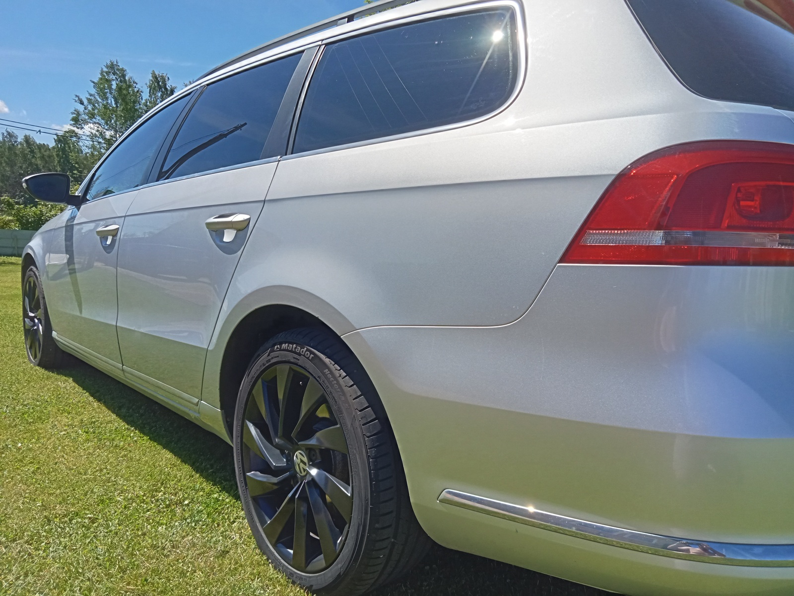 Volkswagen Passat 2012, photo 3/10