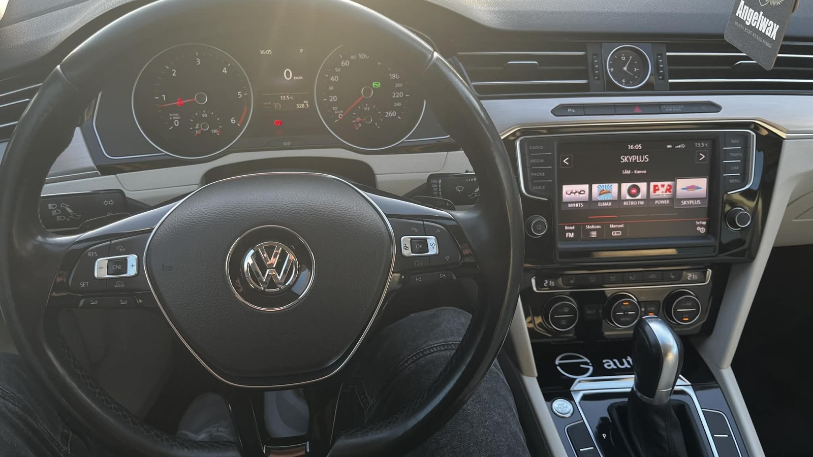 Volkswagen Passat 2015, photo 5/6
