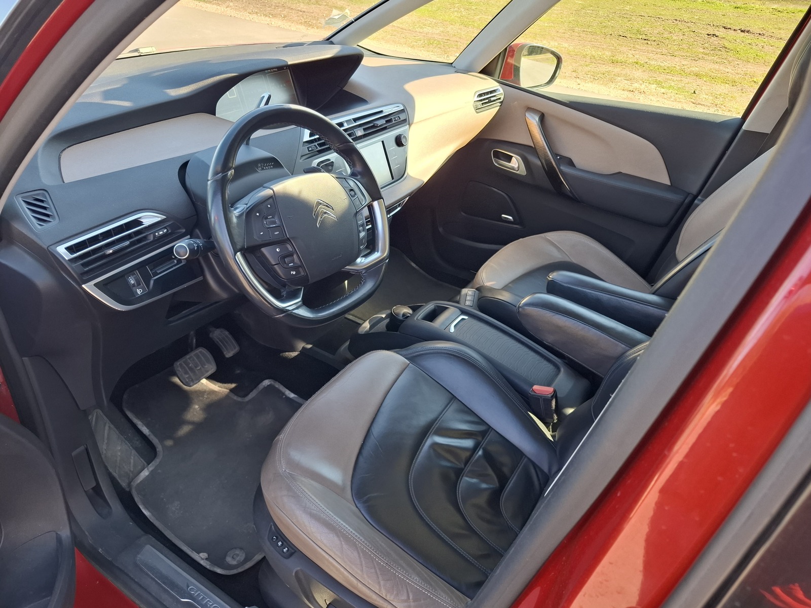 Citroën Grand C4 Picasso 2014, photo 5/8