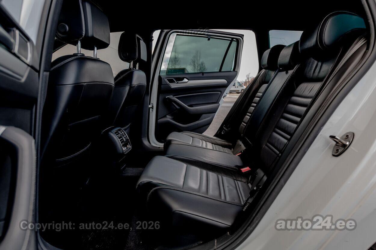 Volkswagen Passat 2016, photo 4/10