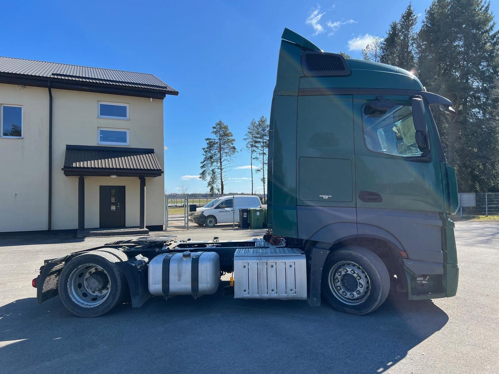 Mercedes-Benz Actros 2016, kuva 7/22