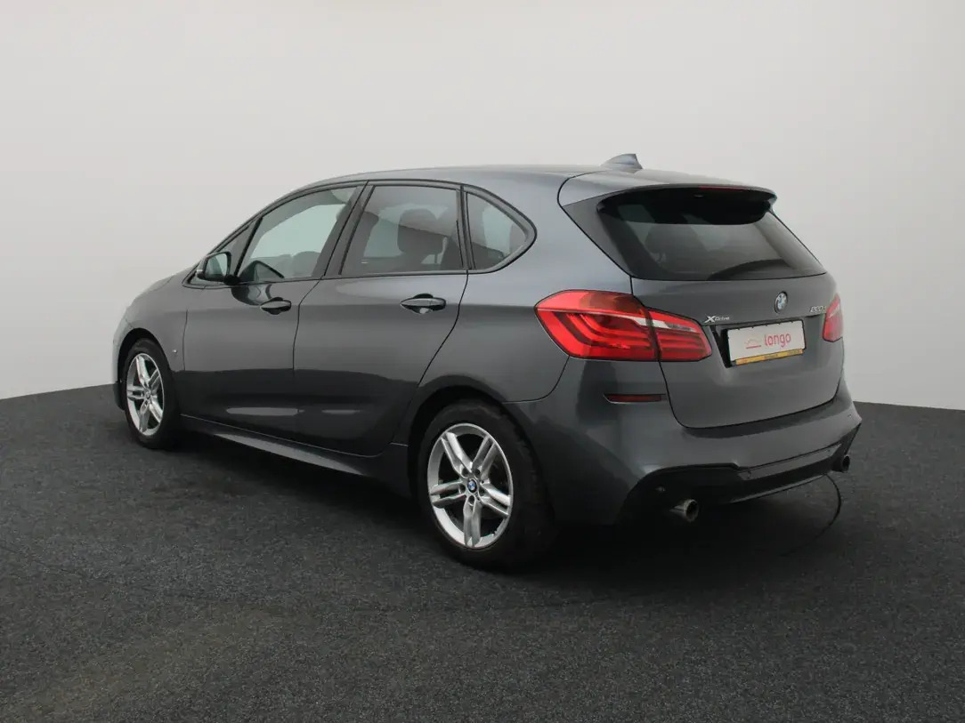 BMW 220 2016, photo 6/47