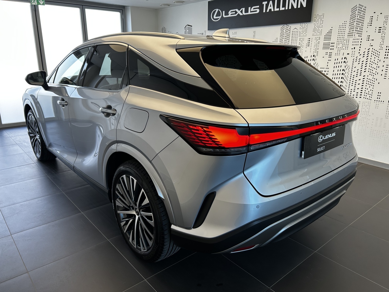 Lexus RX 450 2024, kuva 2/18