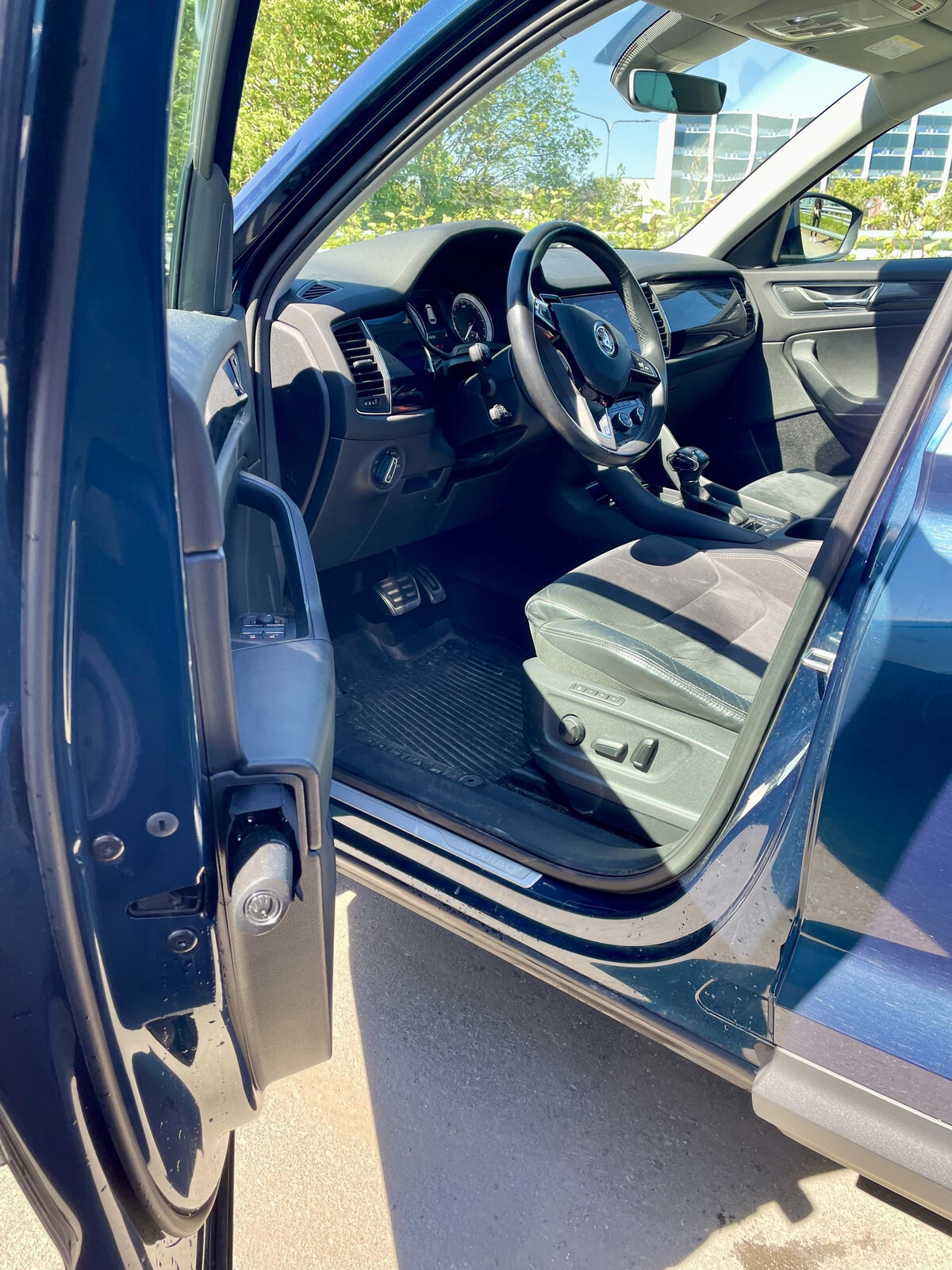 Škoda Kodiaq 2017, photo 6/10
