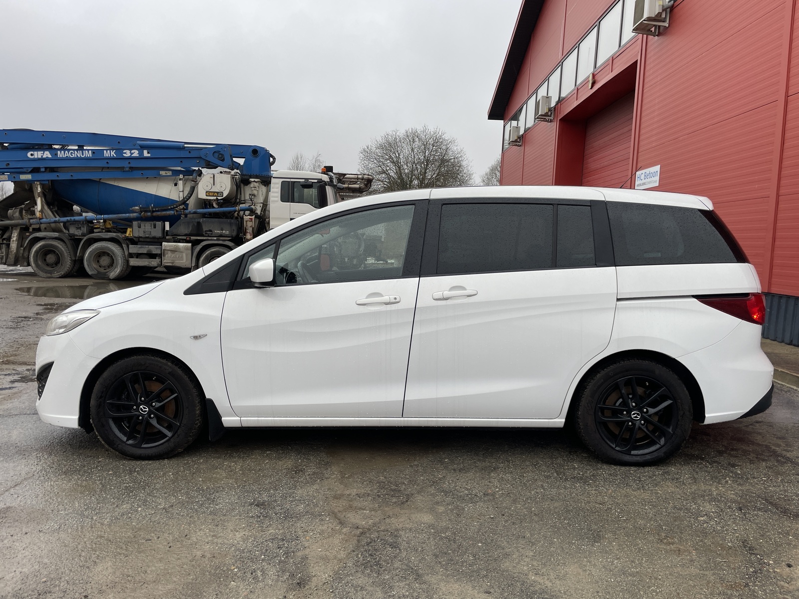 Mazda 5 2012, kuva 4/31