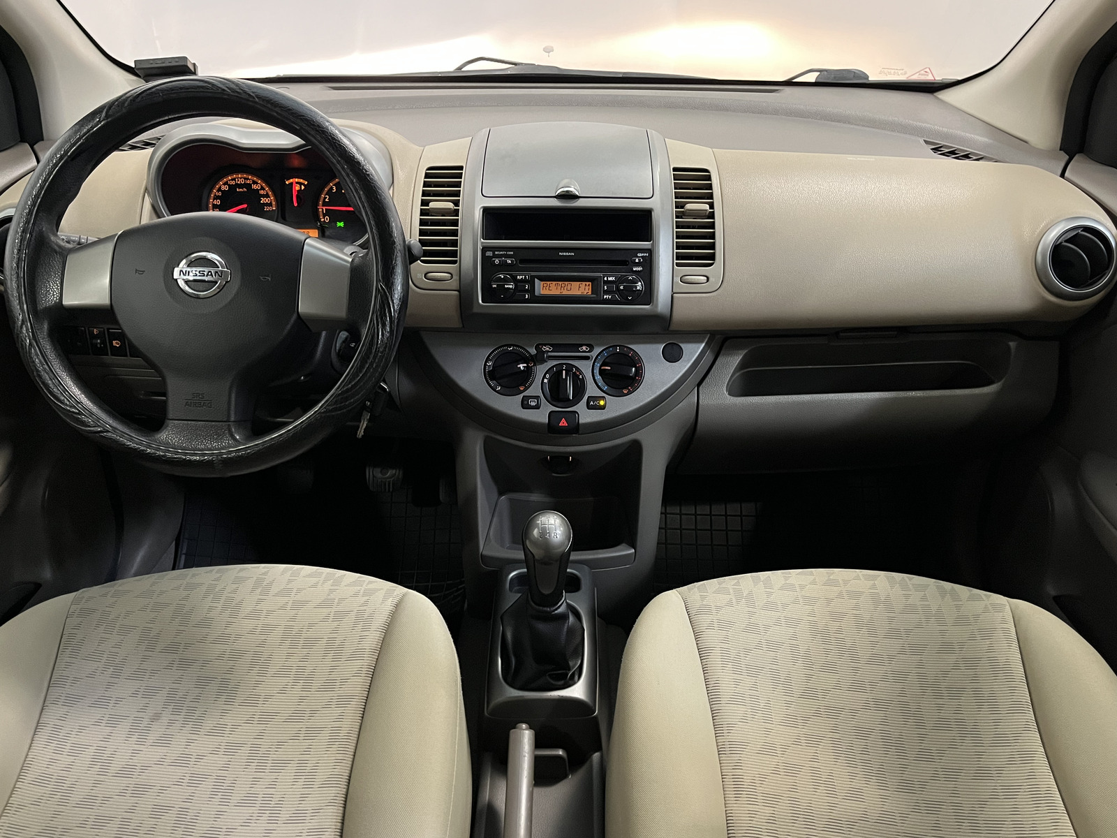 Nissan Note City 2006, photo 4/10
