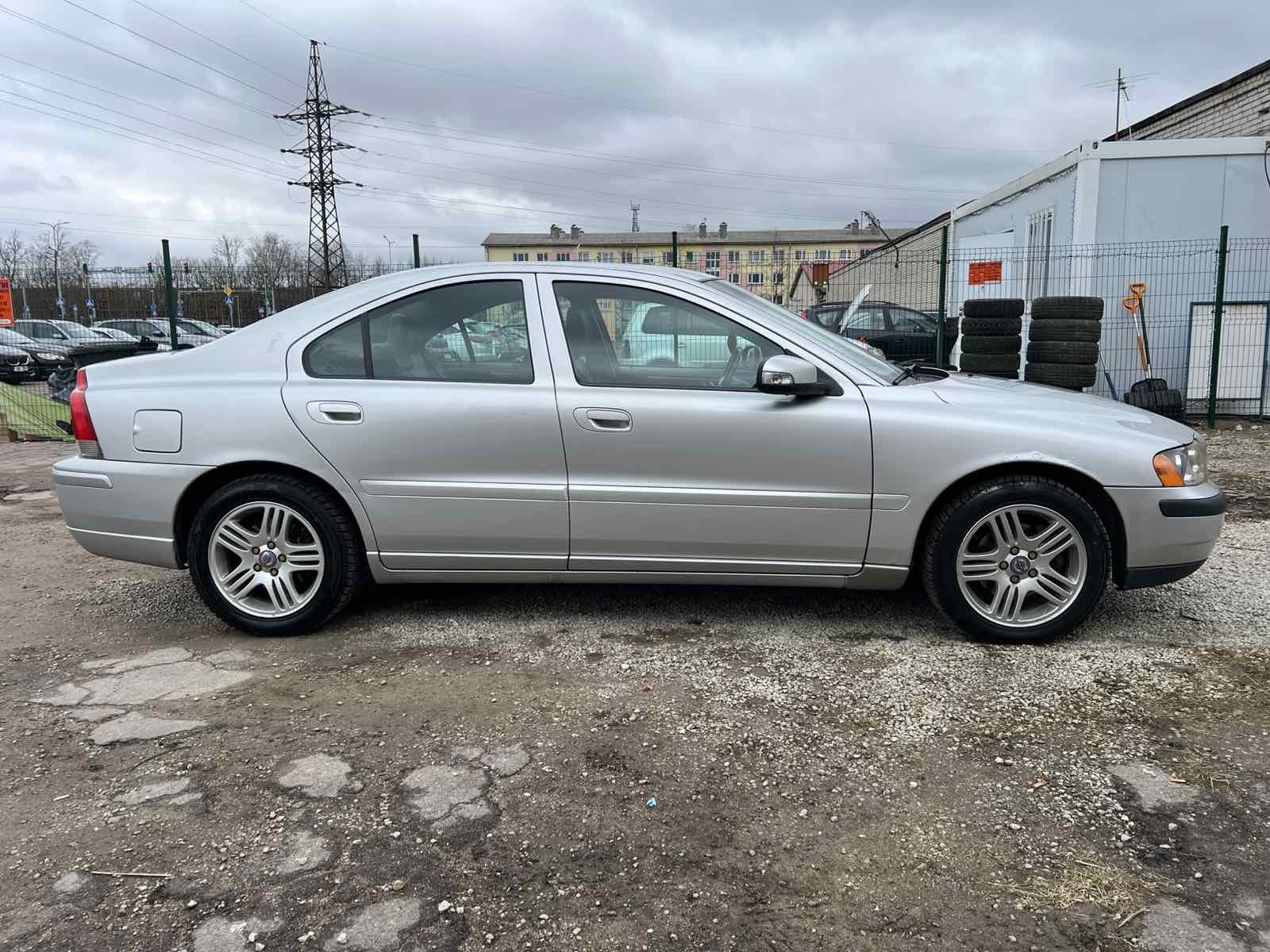 Volvo S60 2008, kuva 5/11