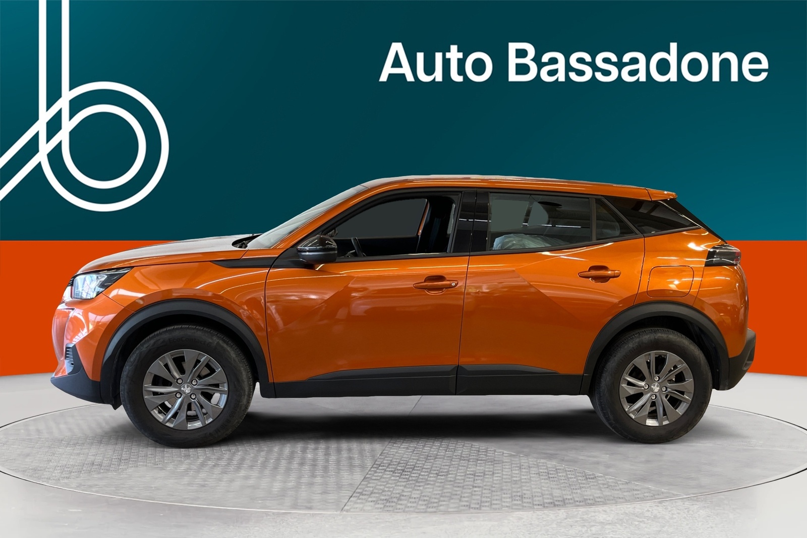 Peugeot 2008 2023, photo 2/10