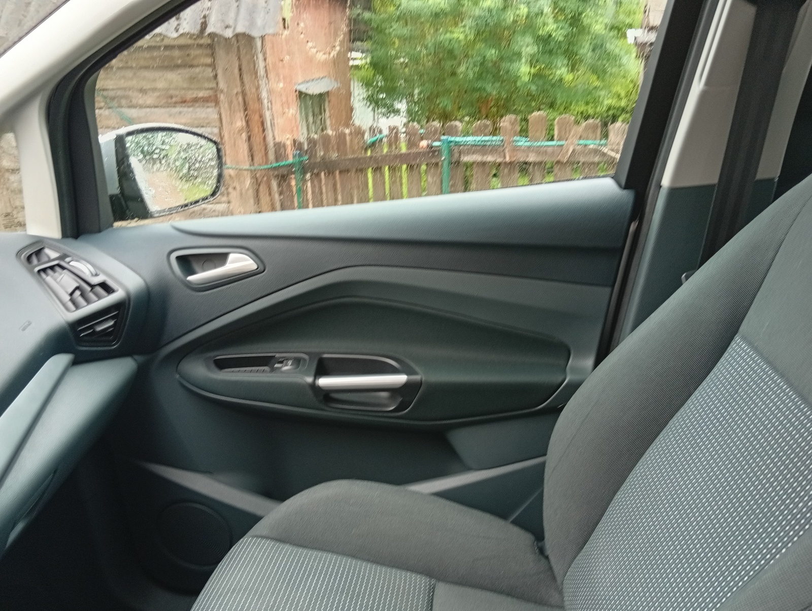 Ford Grand C-Max 2011, photo 4/12
