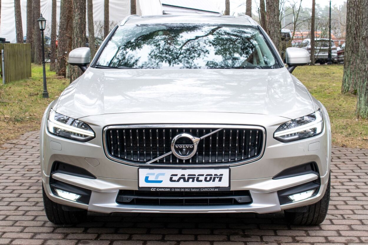 Volvo V90 Cross Country 2017, kuva 5/18